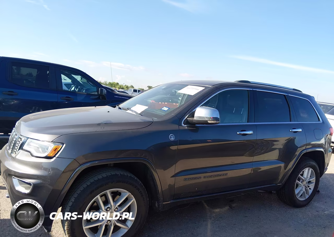2017 Jeep Grand Cherokee Overland 4X4 VIN:1C4RJFCG3HC617449 - 14