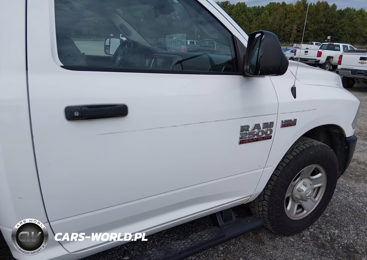 2018 Ram 2500 Tradesman 4X2 8' Box VIN:3C7WR4AJXJG313023 - 12