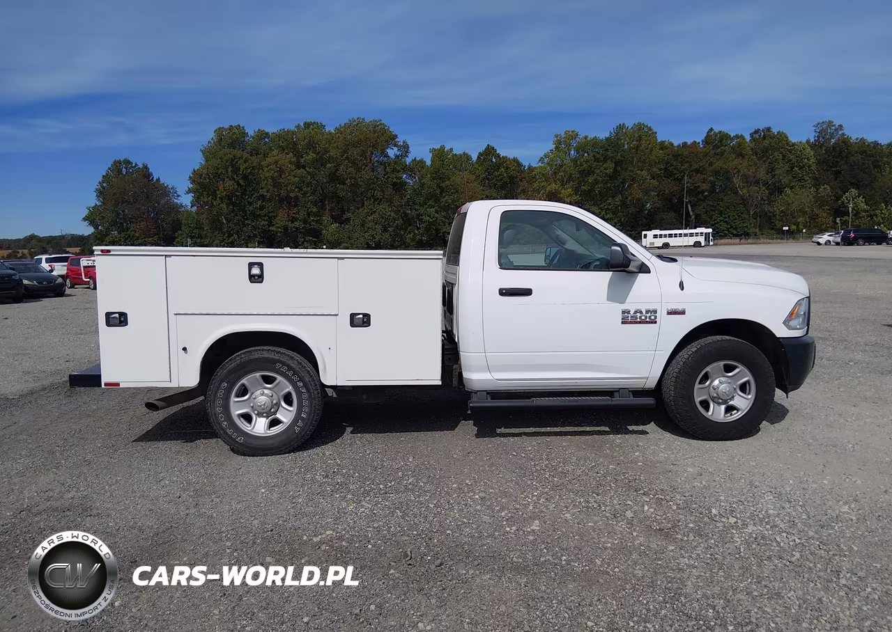 2018 Ram 2500 Tradesman 4X2 8' Box VIN:3C7WR4AJXJG313023 - 18