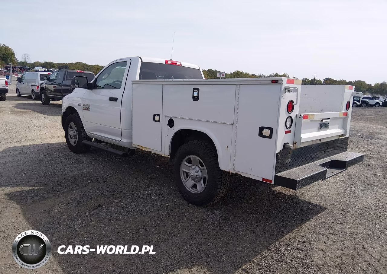 2018 Ram 2500 Tradesman 4X2 8' Box VIN:3C7WR4AJXJG313023 - 3