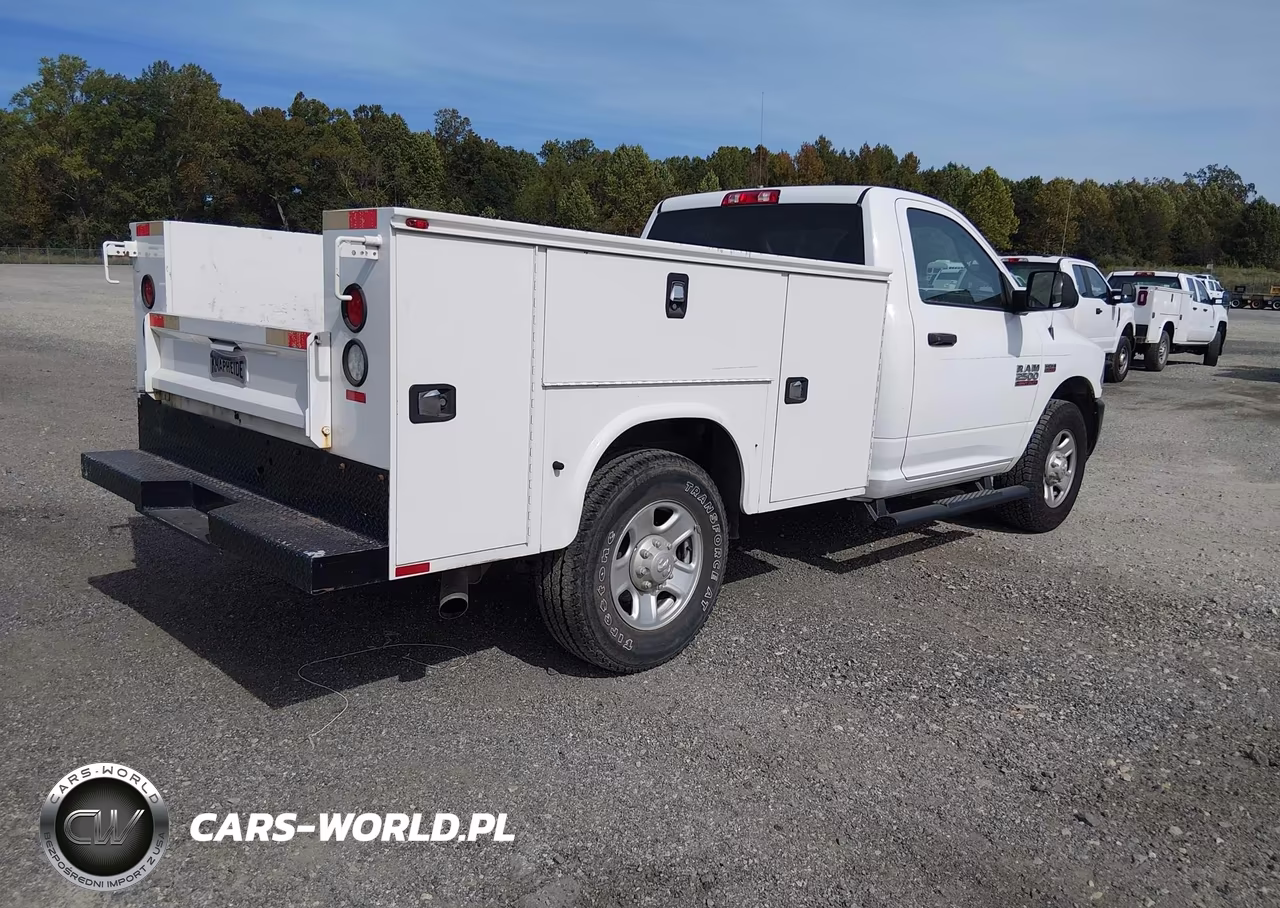 2018 Ram 2500 Tradesman 4X2 8' Box VIN:3C7WR4AJXJG313023 - 4