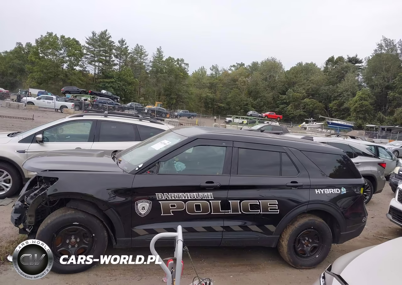 2025 Ford Police Interceptor Utility VIN:1FM5K8AW3SGA74486 - 14