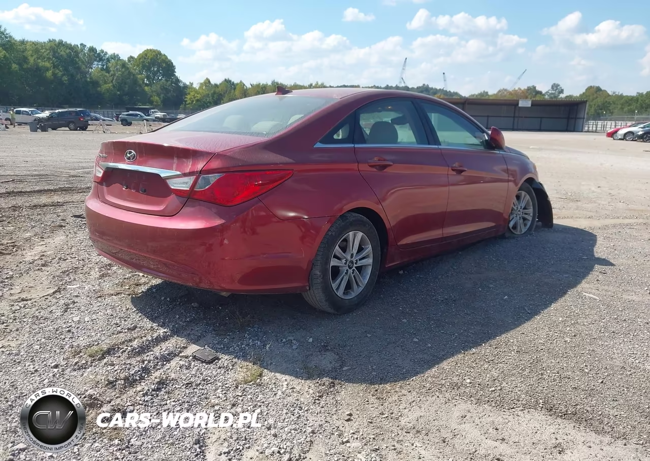 2013 Hyundai Sonata Gls VIN:5NPEB4AC5DH638222 - 4