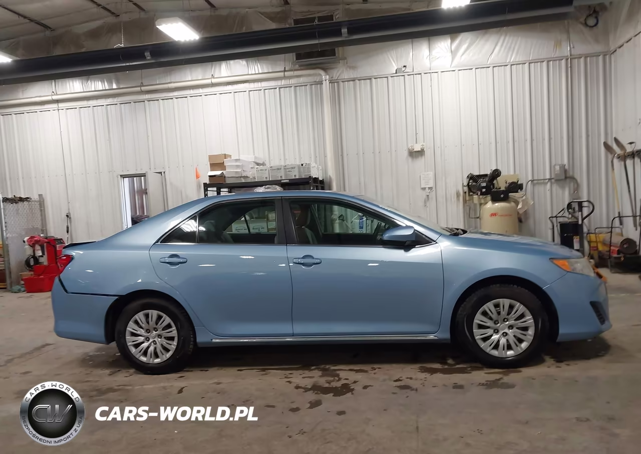 2012 Toyota Camry Le VIN:4T4BF1FK4CR158099 - 13