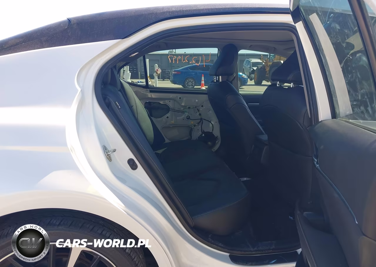 2020 Toyota Camry Xse VIN:4T1K61AK1LU391665 - 8