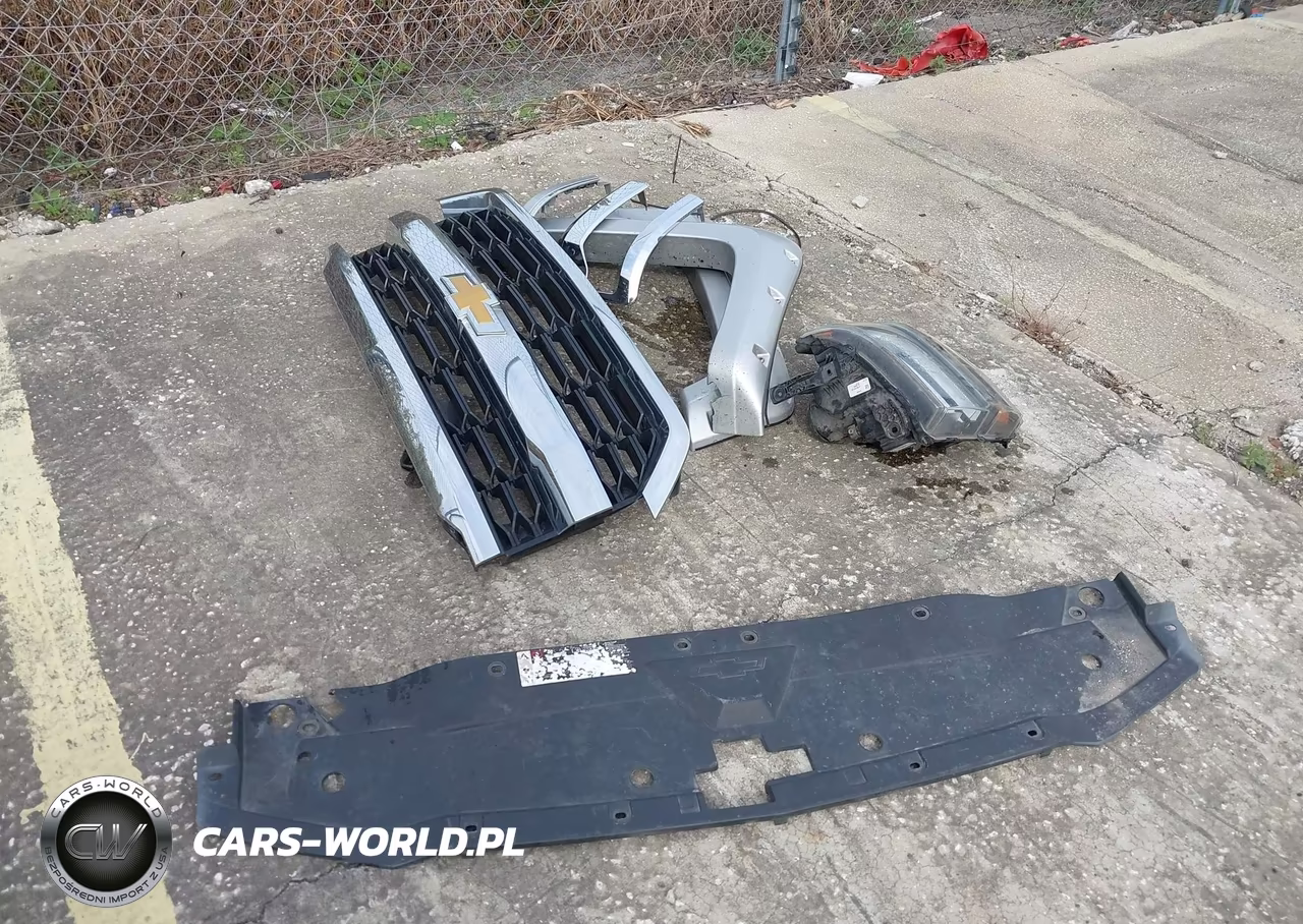 2018 Chevrolet Silverado 1500 1Lt VIN:3GCUKREC3JG121475 - 12