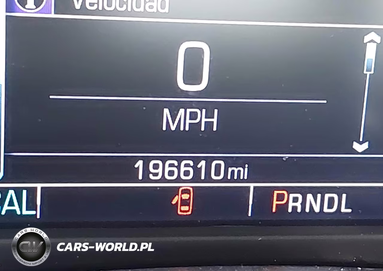 2018 Chevrolet Silverado 1500 1Lt VIN:3GCUKREC3JG121475 - 7