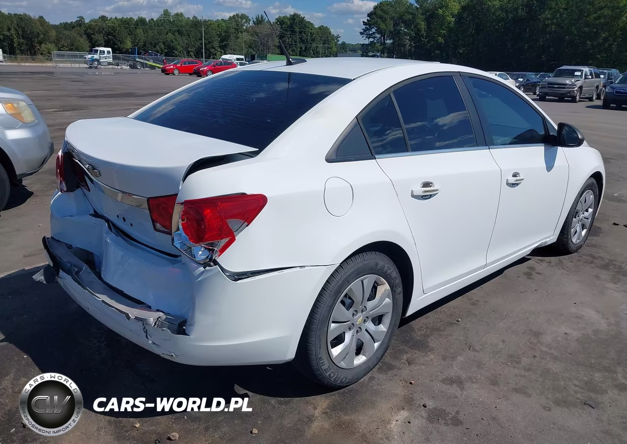 2012 Chevrolet Cruze Ls VIN:1G1PD5SH5C7347332 - 4