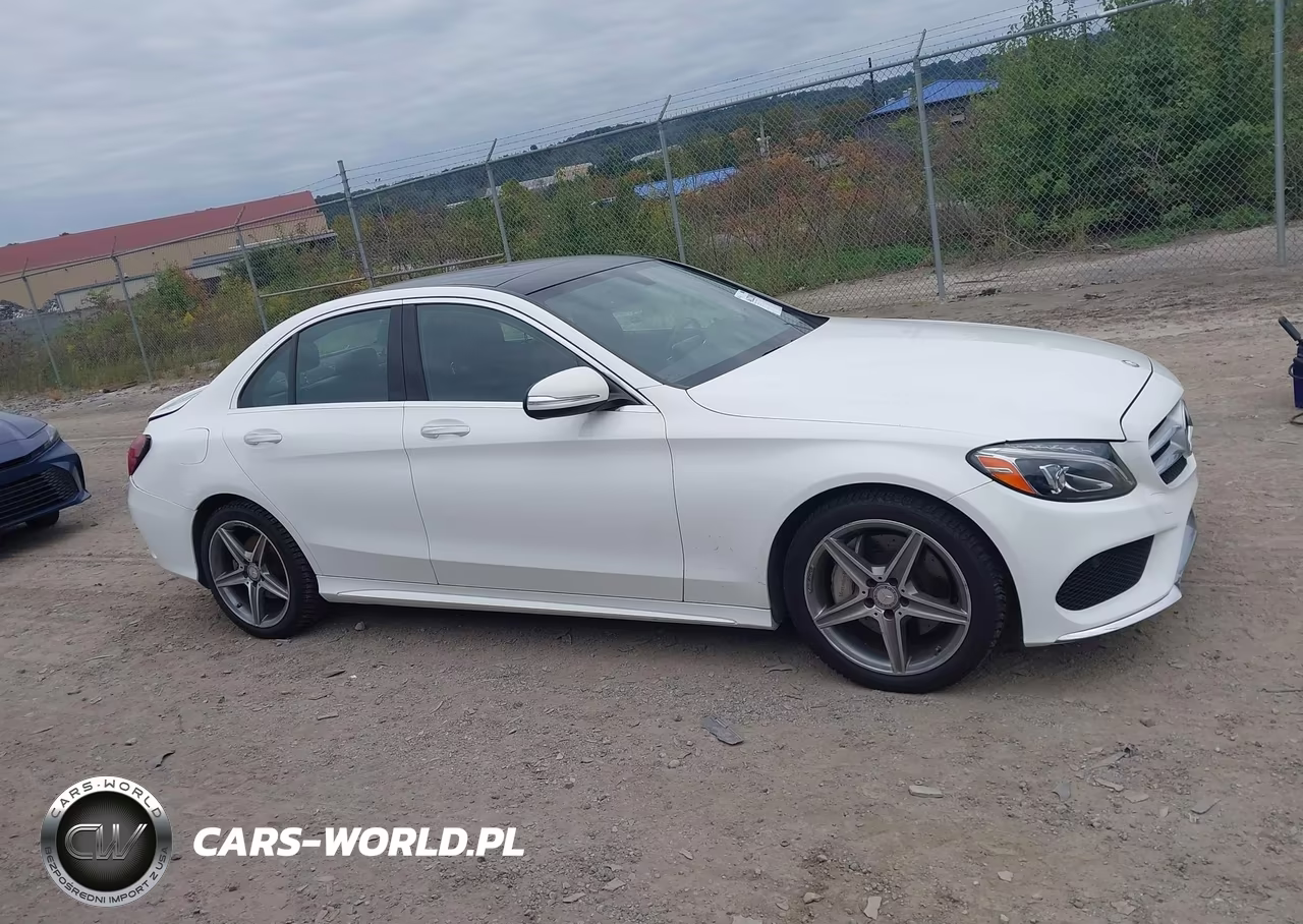 2015 Mercedes-Benz C 300 Sport 4Matic VIN:55SWF4KB7FU004053 - 13