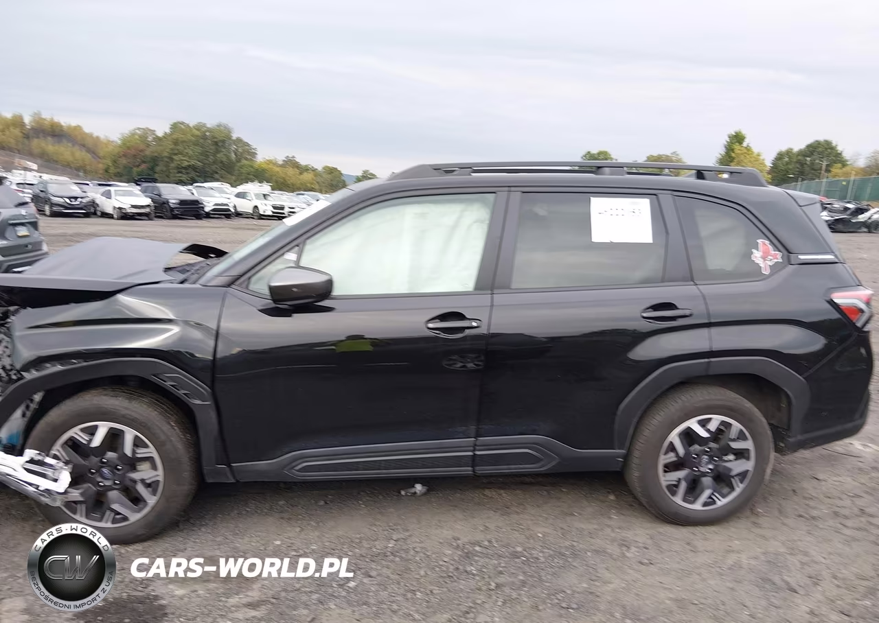 2025 Subaru Forester Premium VIN:JF2SLDDC4SH531641 - 14