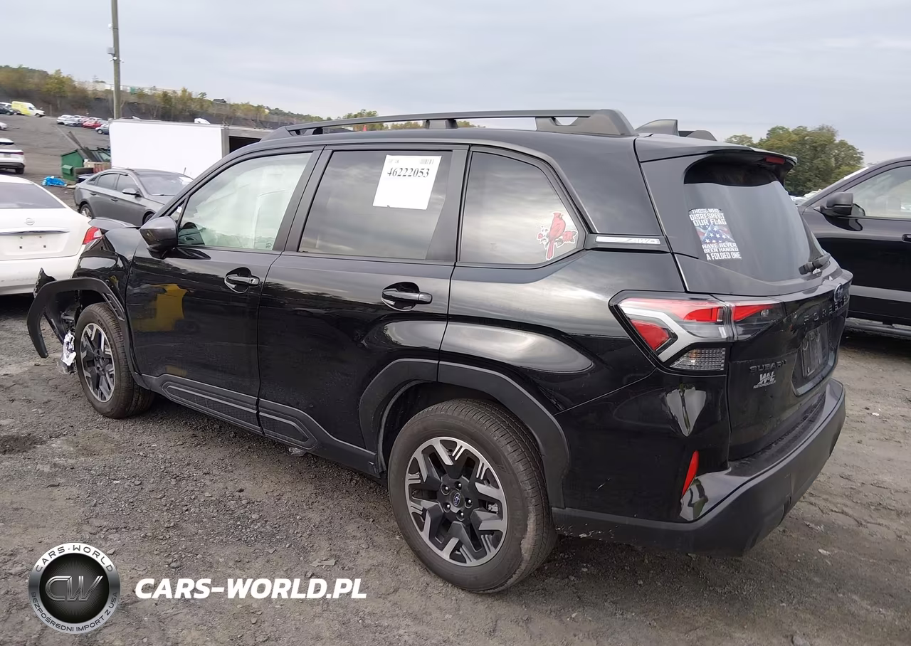 2025 Subaru Forester Premium VIN:JF2SLDDC4SH531641 - 3