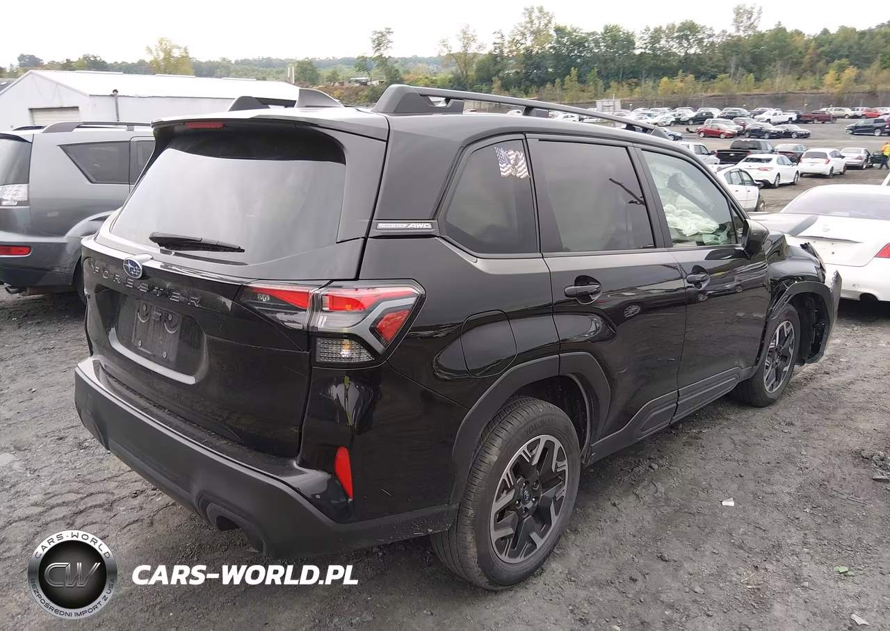 2025 Subaru Forester Premium VIN:JF2SLDDC4SH531641 - 4