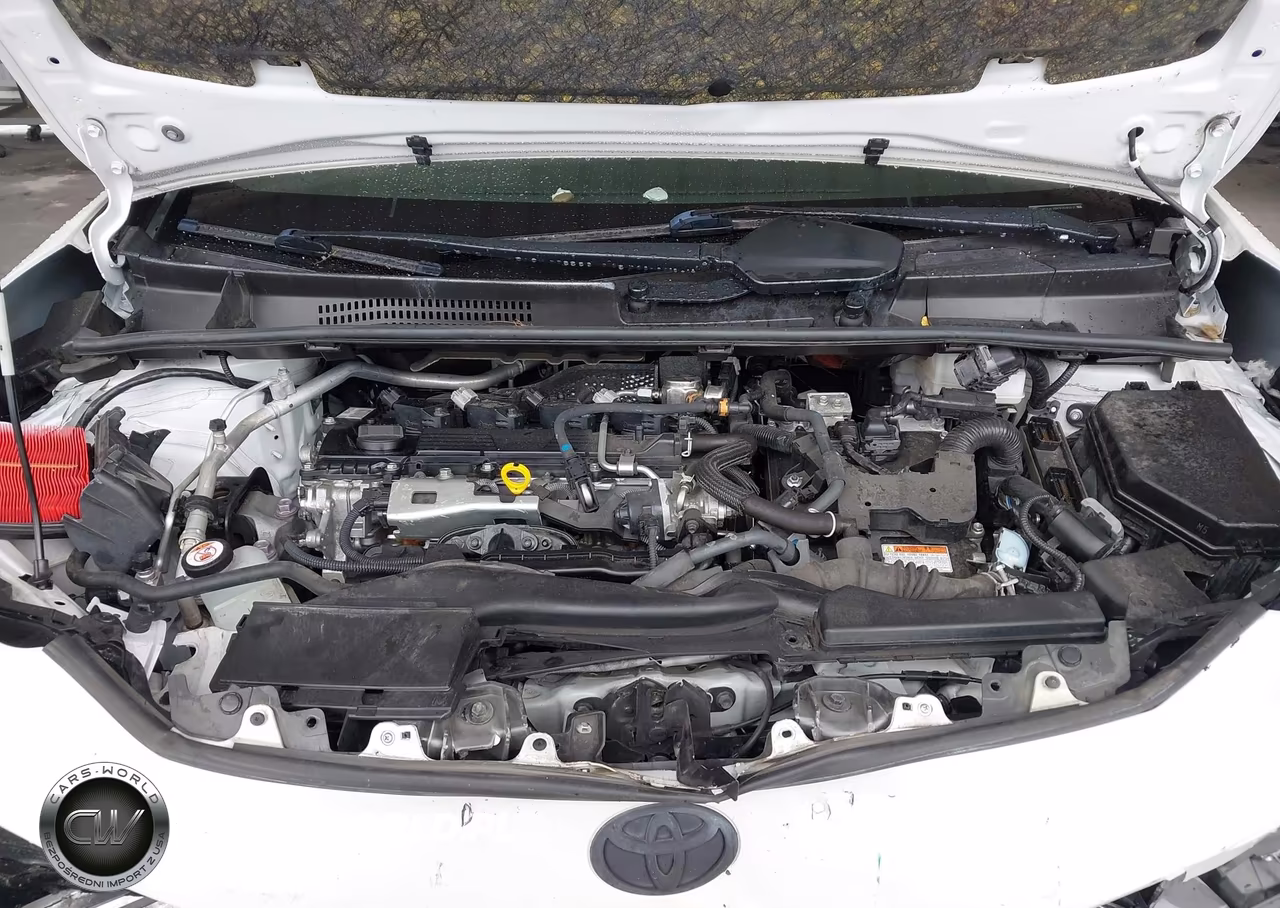 2024 Toyota Prius Xle VIN:JTDACAAU3R3024517 - 10