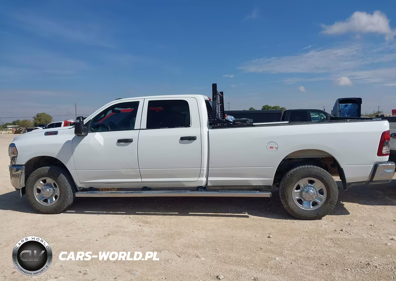 2024 Ram 2500 Tradesman 4X4 8' Box VIN:3C6UR5HJ1RG102392 - 14