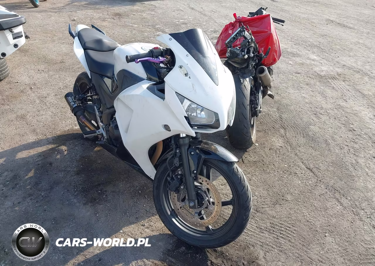 2016 Honda Cbr300 R – zdjęcie 1 z 12