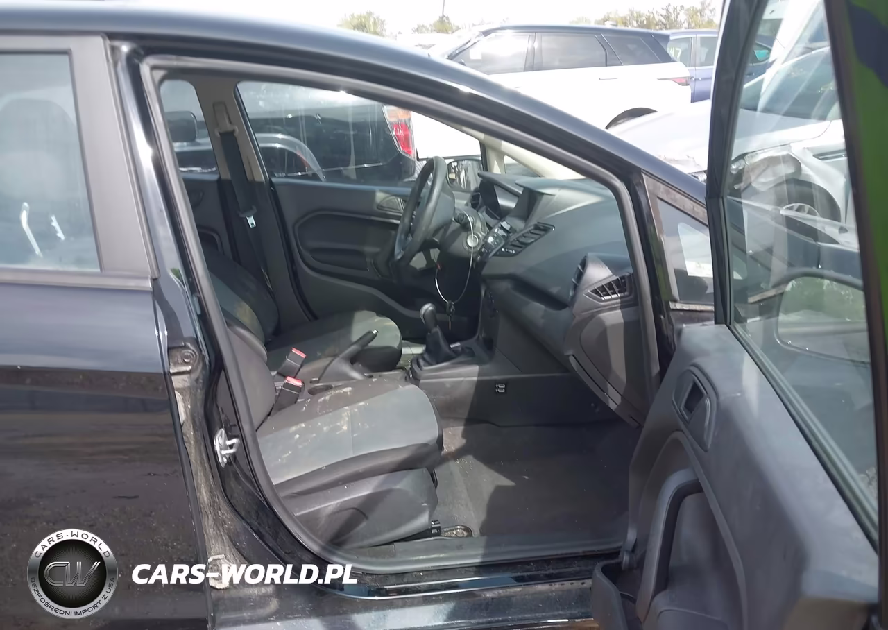 2019 Ford Fiesta S VIN:3FADP4AJXKM111334 - 5