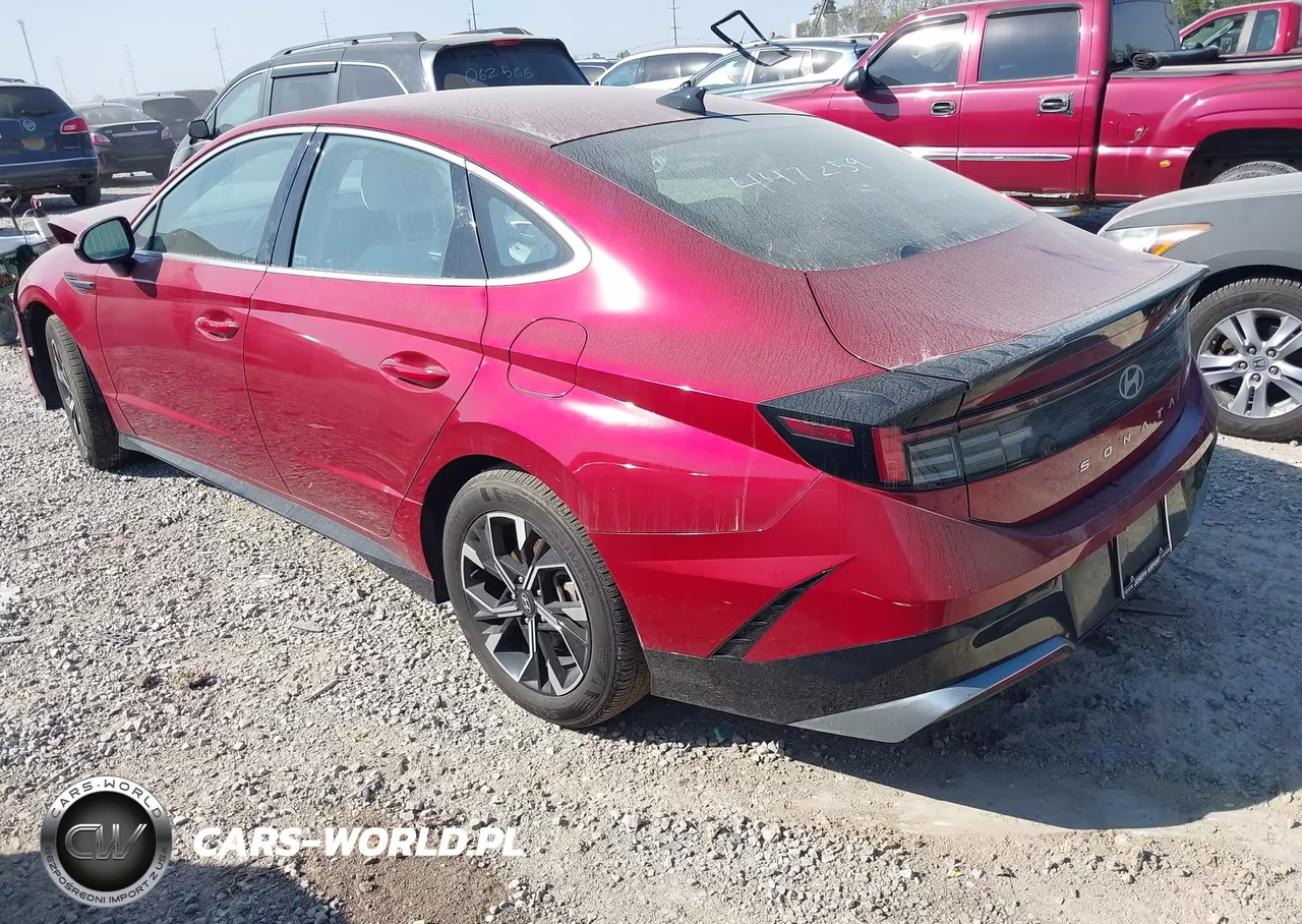 2025 Hyundai Sonata Sel VIN:KMHL64JA1SA447259 - 3