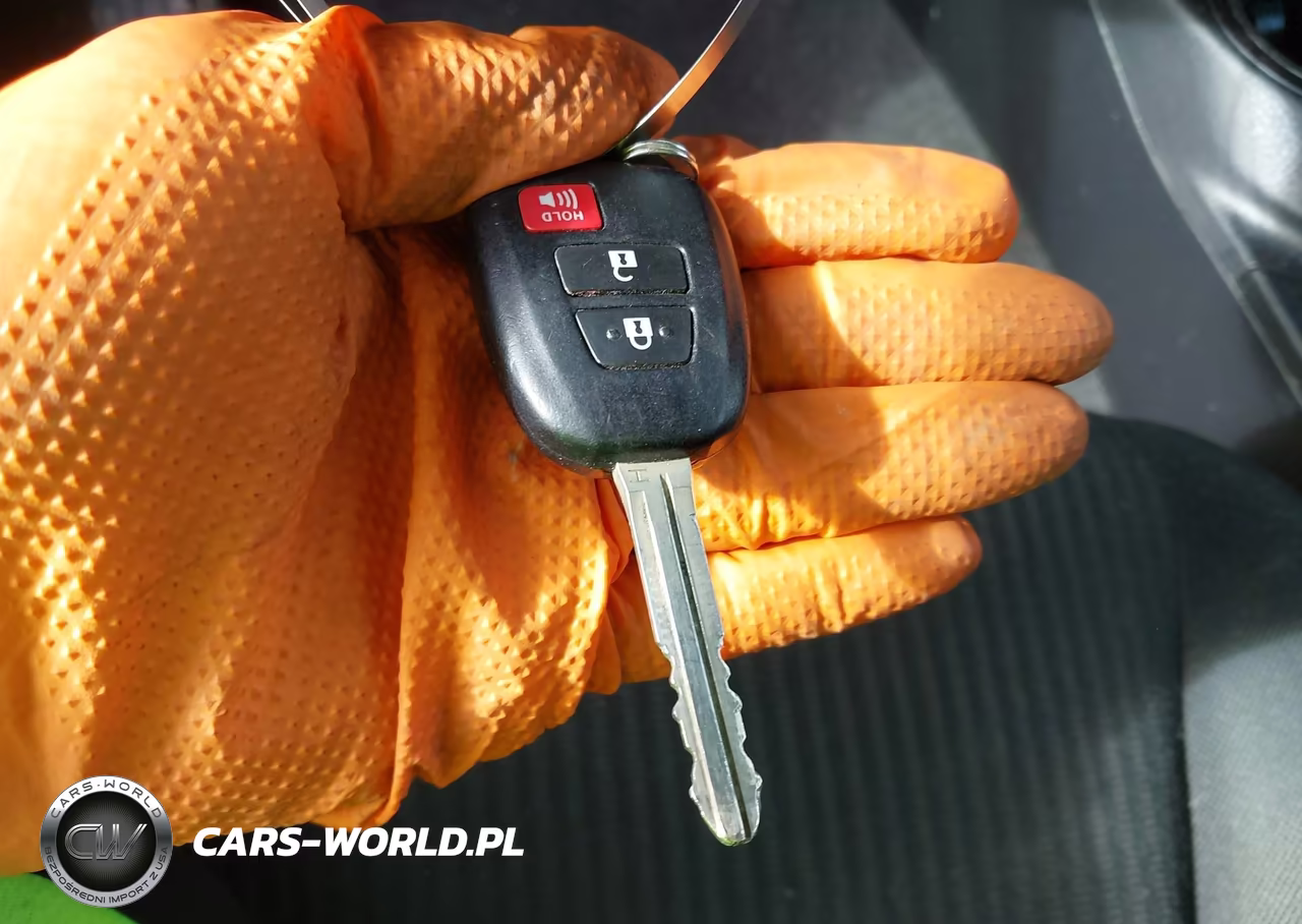 2017 Toyota Rav4 Le VIN:JTMBFREV0HJ118085 - 11
