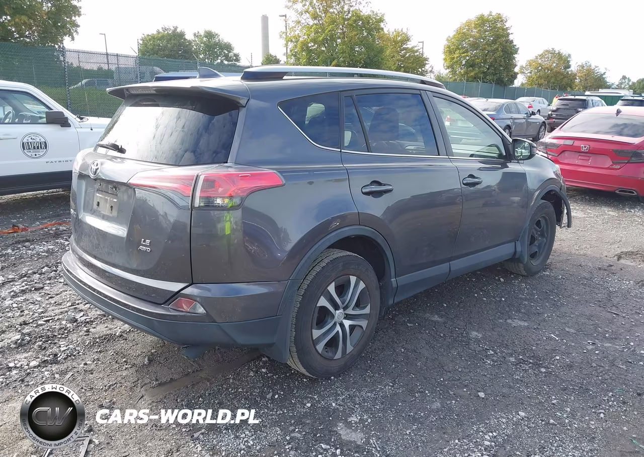 2017 Toyota Rav4 Le VIN:JTMBFREV0HJ118085 - 4