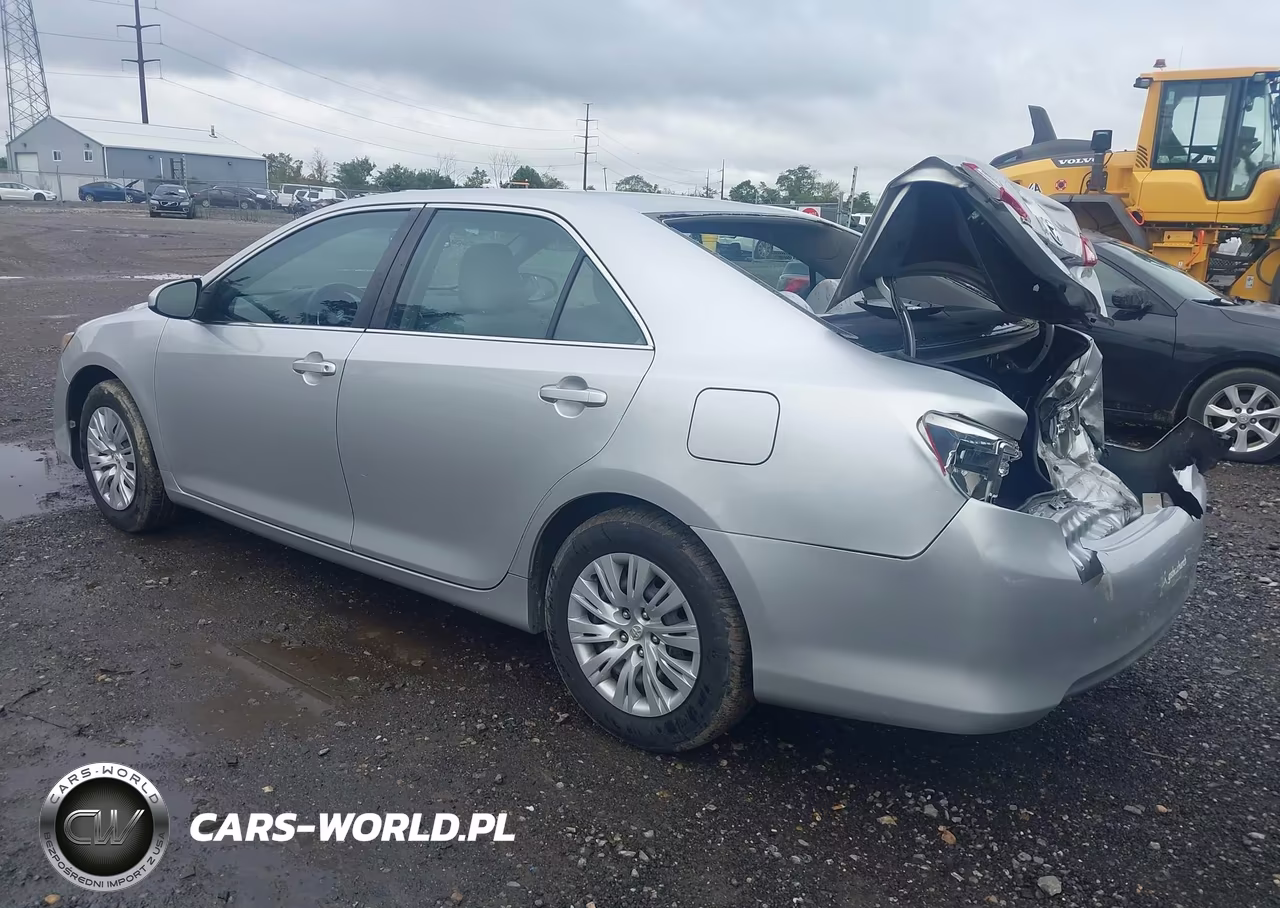 2012 Toyota Camry L VIN:4T1BF1FKXCU513643 - 3