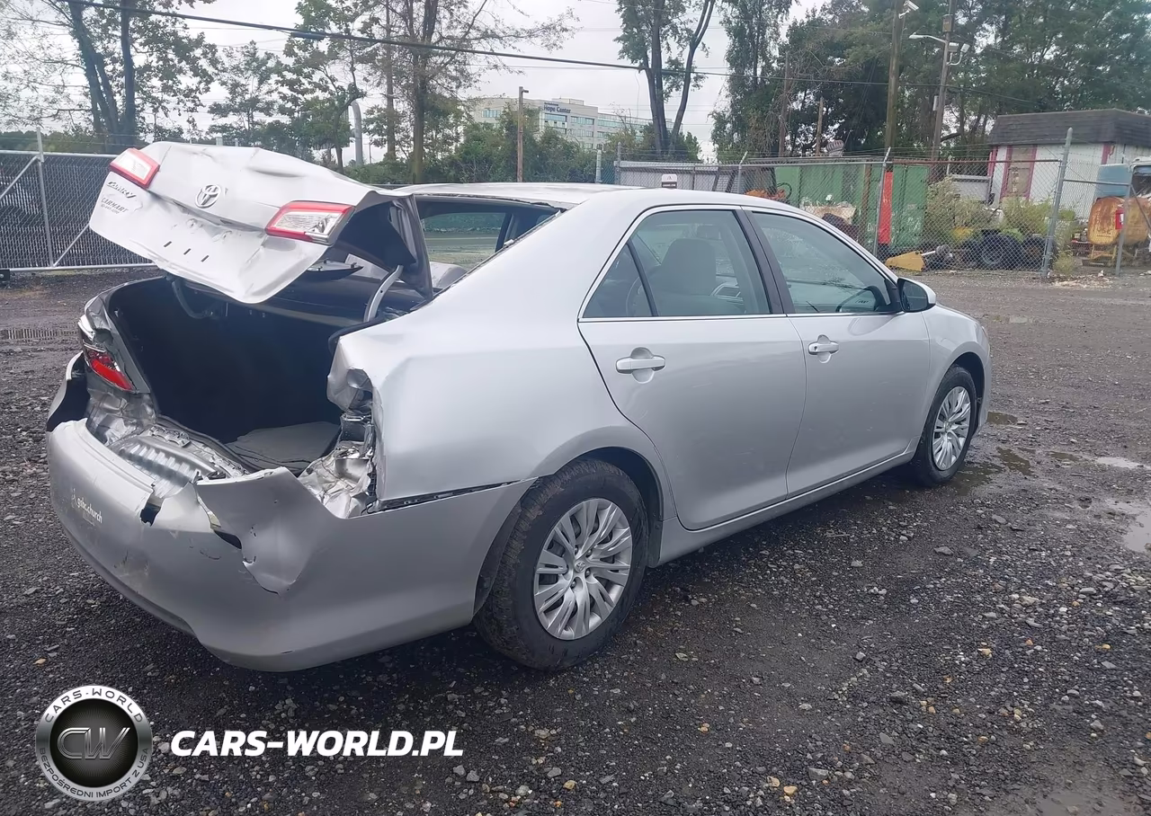 2012 Toyota Camry L VIN:4T1BF1FKXCU513643 - 4
