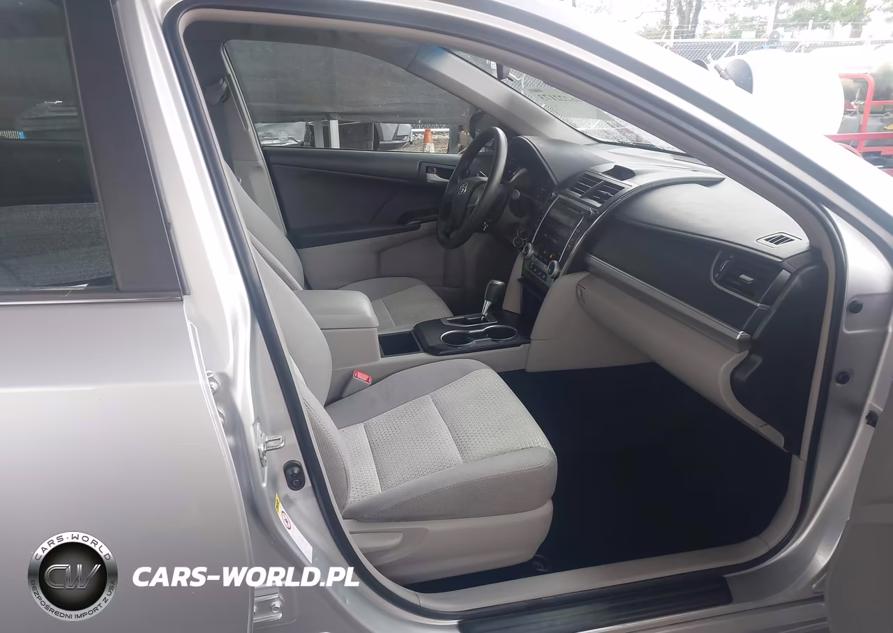 2012 Toyota Camry L VIN:4T1BF1FKXCU513643 - 5