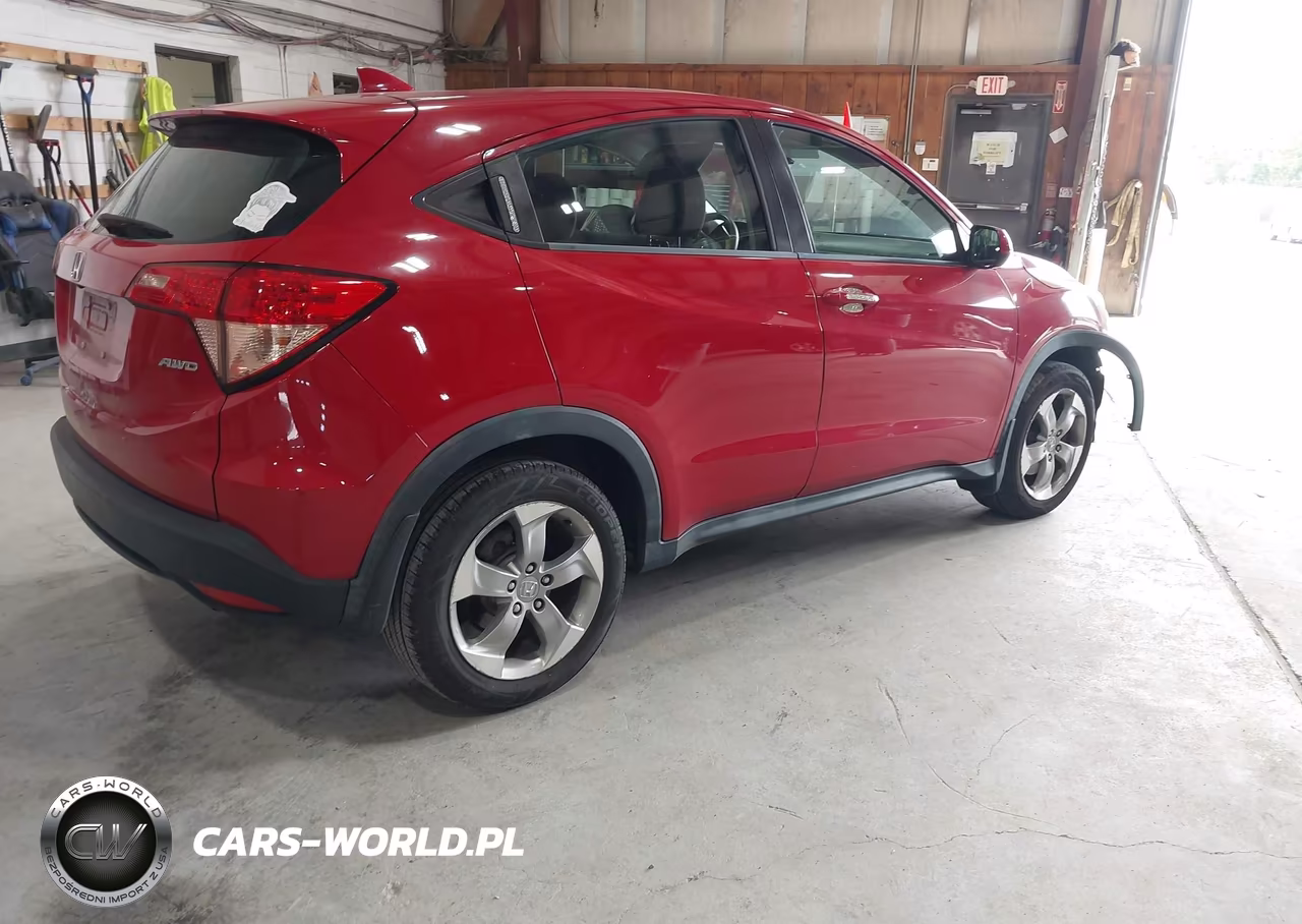 2018 Honda Hr-V Lx VIN:3CZRU6H37JG716950 - 4
