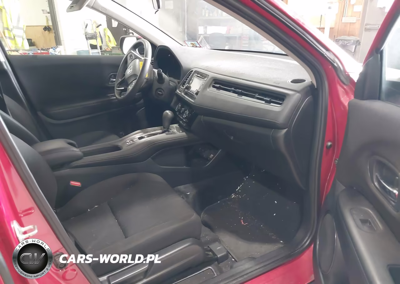 2018 Honda Hr-V Lx VIN:3CZRU6H37JG716950 - 5
