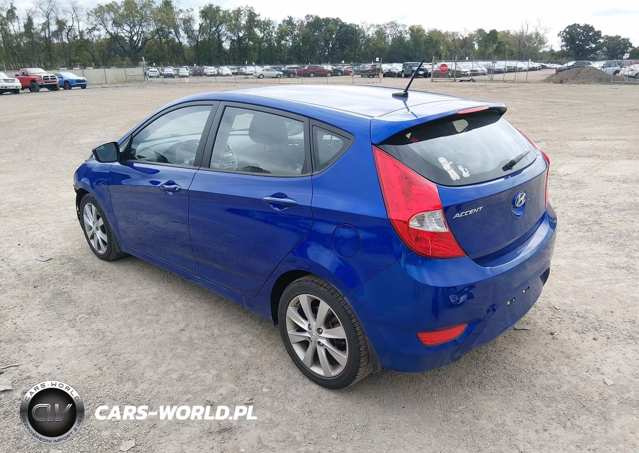 2013 Hyundai Accent Se VIN:KMHCU5AE6DU078382 - 3