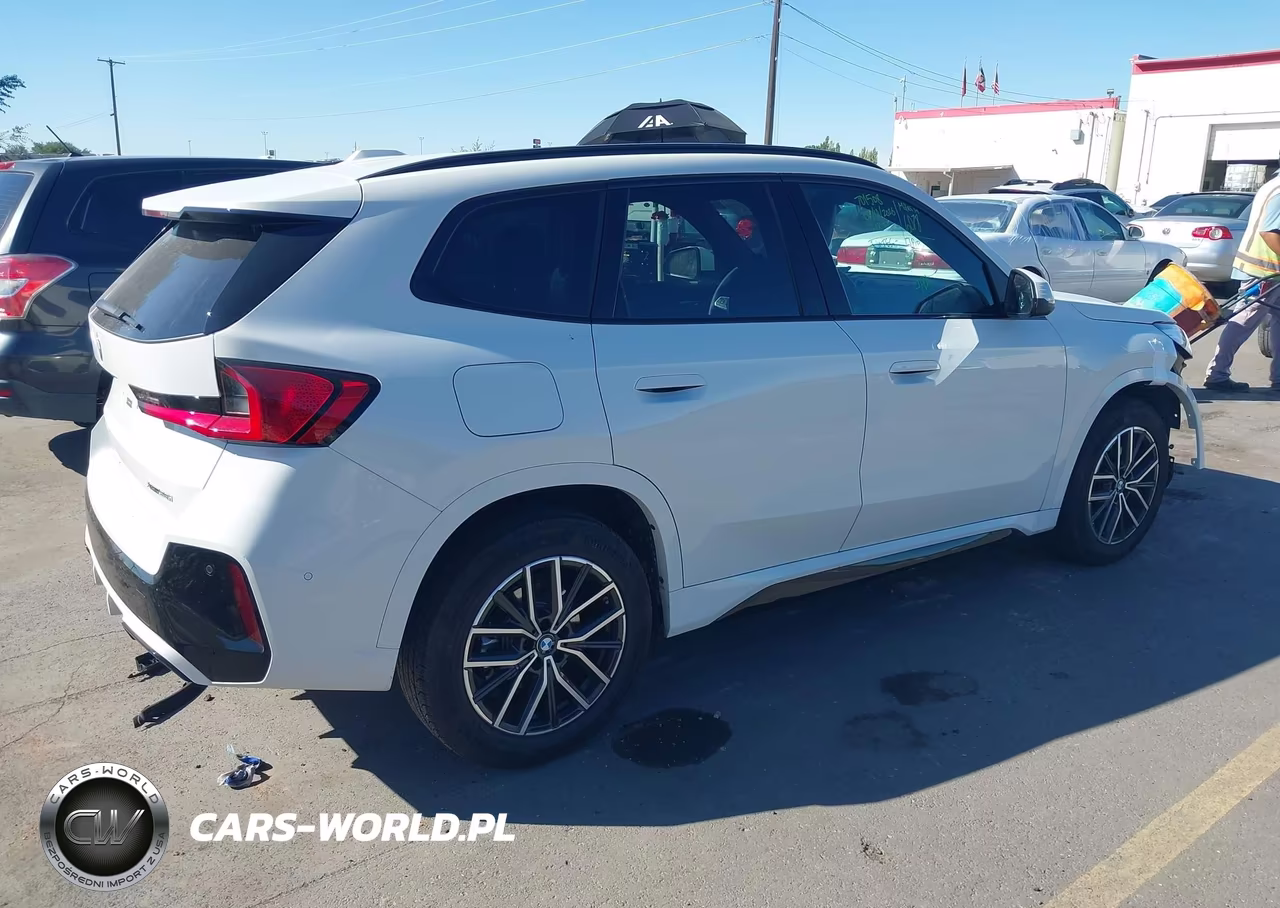 2026 BMW X1 xDrive28I VIN:WBX73EF05T5701508 - 4