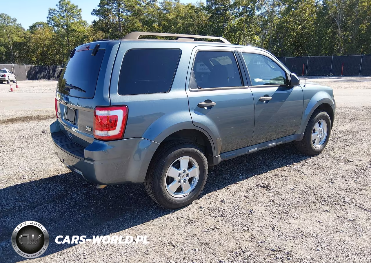 2012 Ford Escape Xlt VIN:1FMCU0DG3CKC36297 - 4