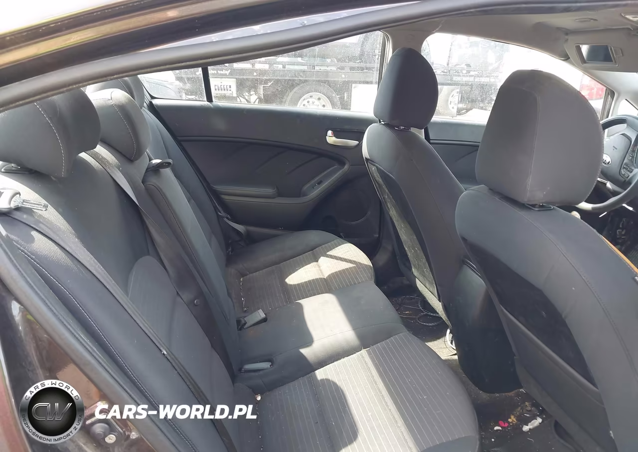 2017 Kia Forte Lx VIN:3KPFL4A75HE012667 - 8