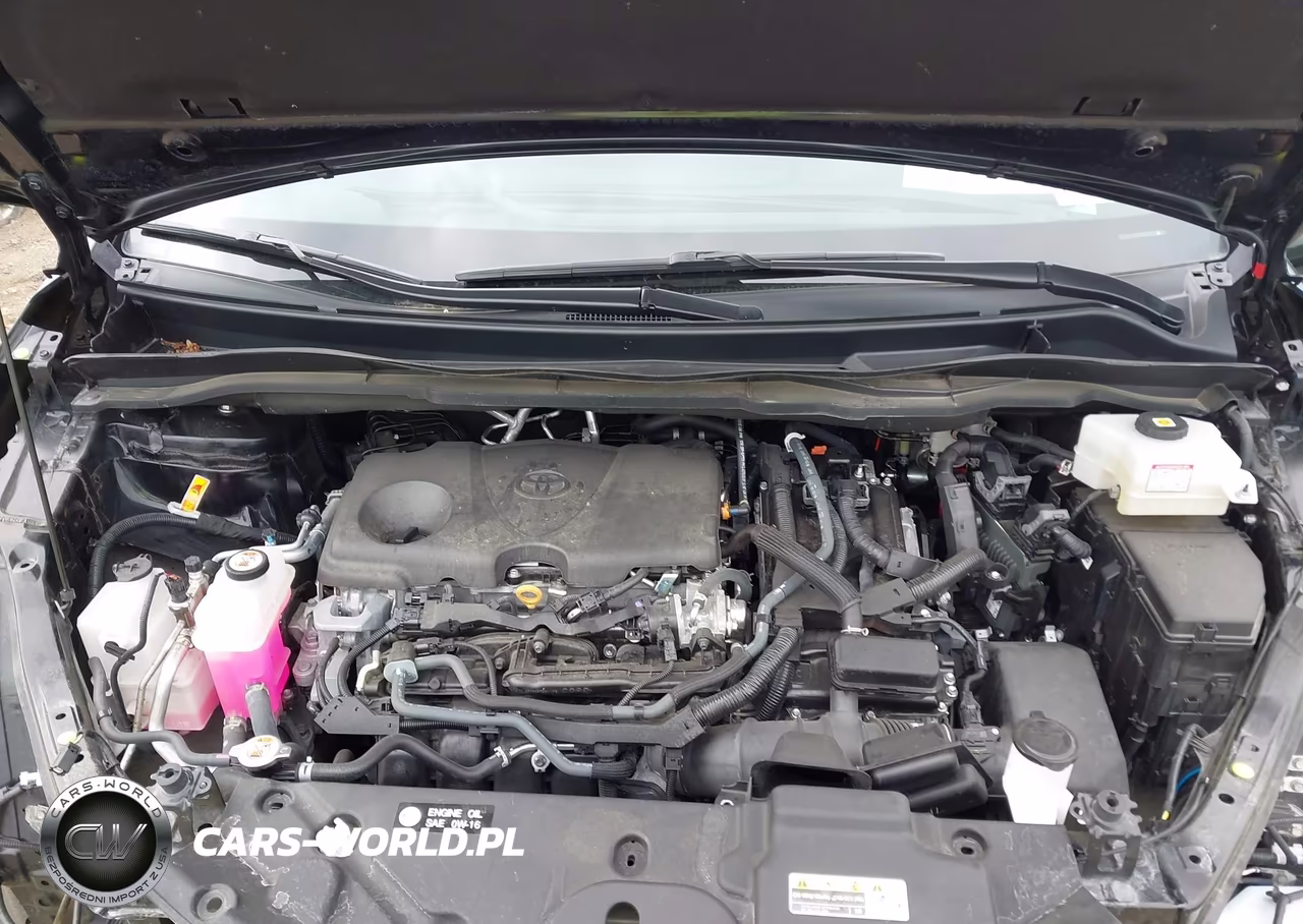 2025 Toyota Sienna Xle VIN:5TDJRKEC1SS251389 - 10