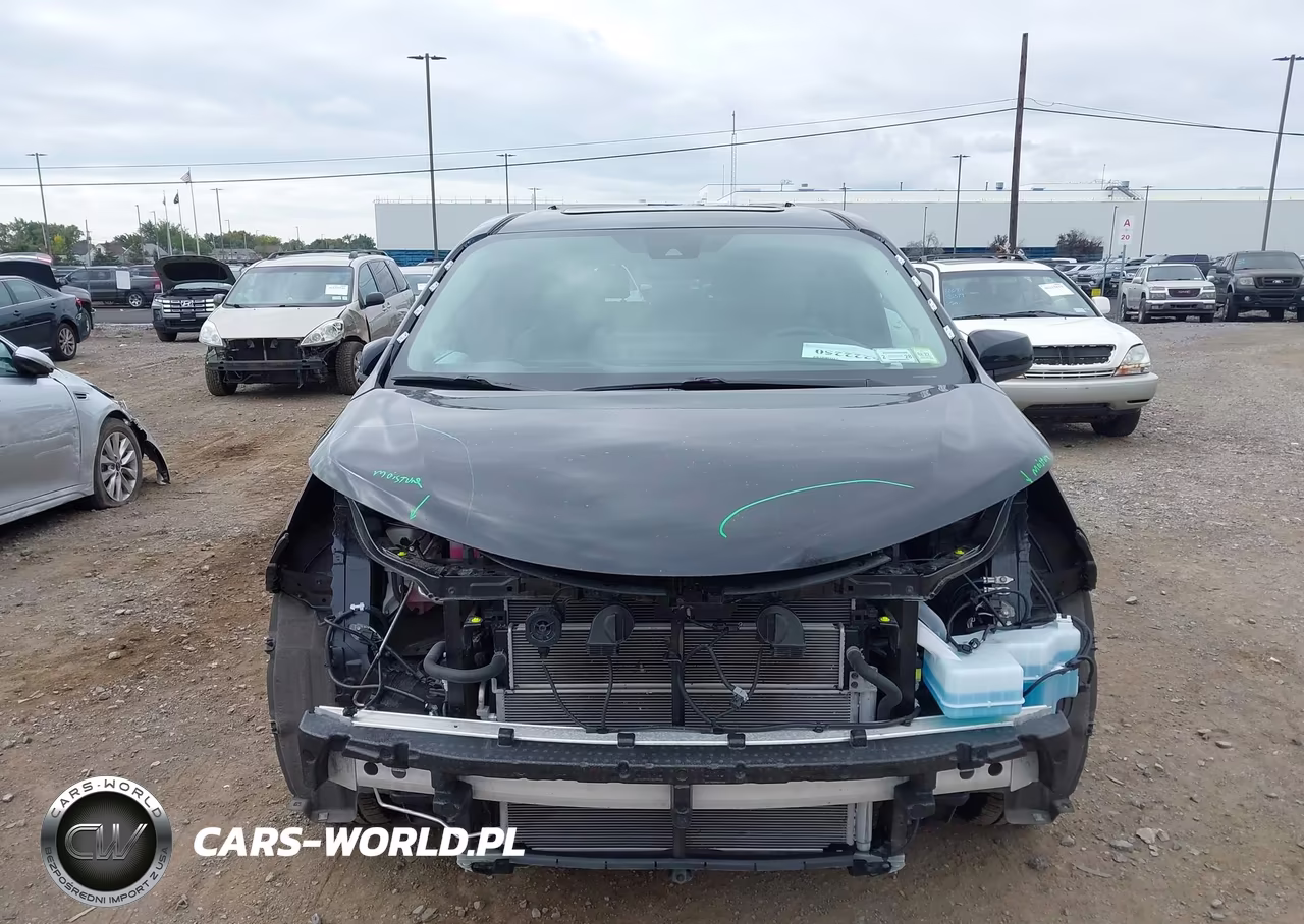 2025 Toyota Sienna Xle VIN:5TDJRKEC1SS251389 - 12