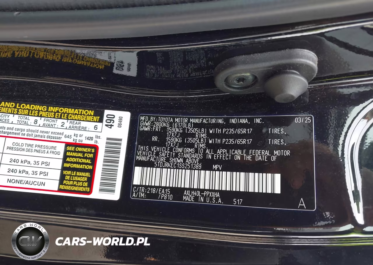 2025 Toyota Sienna Xle VIN:5TDJRKEC1SS251389 - 9