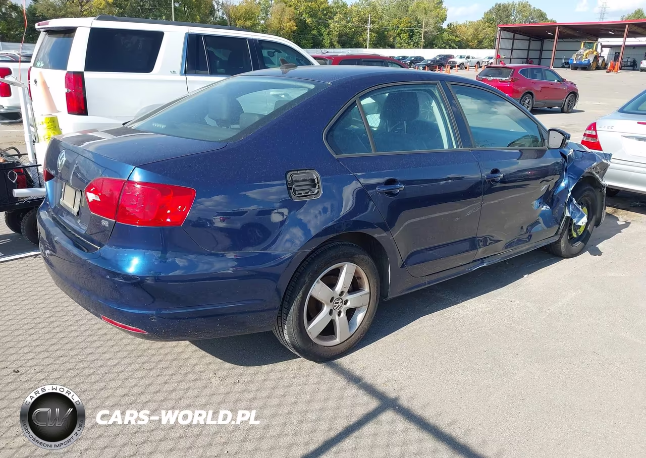 2014 Volkswagen Jetta 1.8T Se VIN:3VWD17AJ7EM262839 - 4