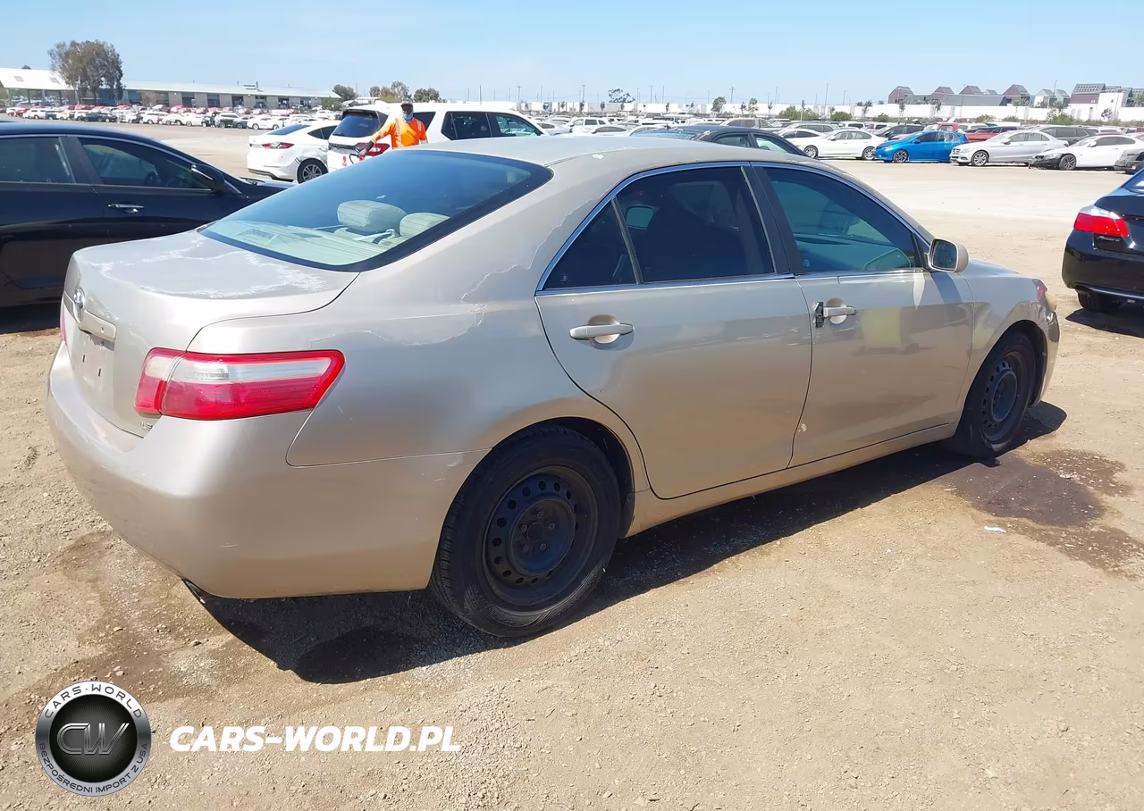 2009 Toyota Camry Le VIN:4T1BE46K29U820057 - 4