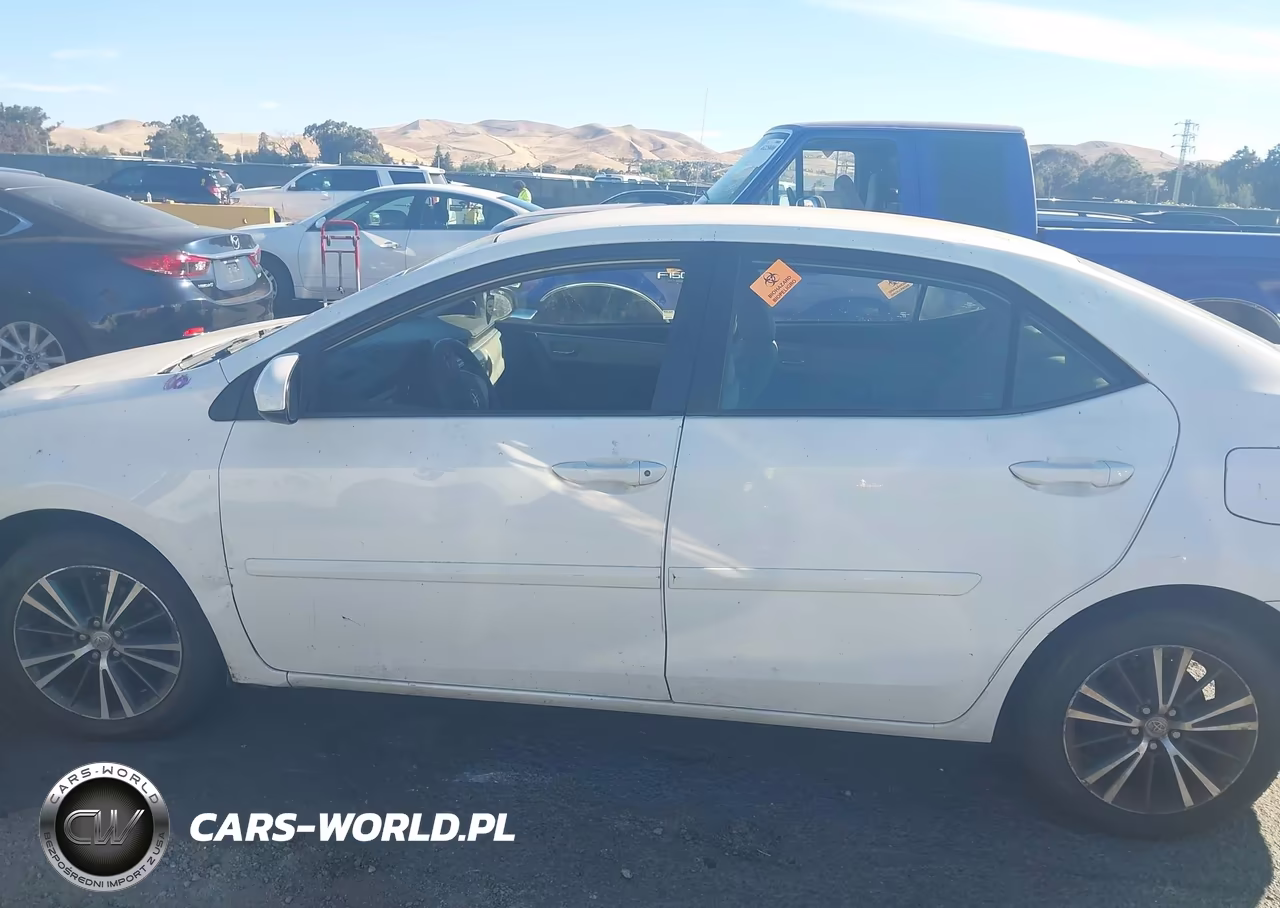 2016 Toyota Corolla Le Plus VIN:5YFBURHE4GP438974 - 14