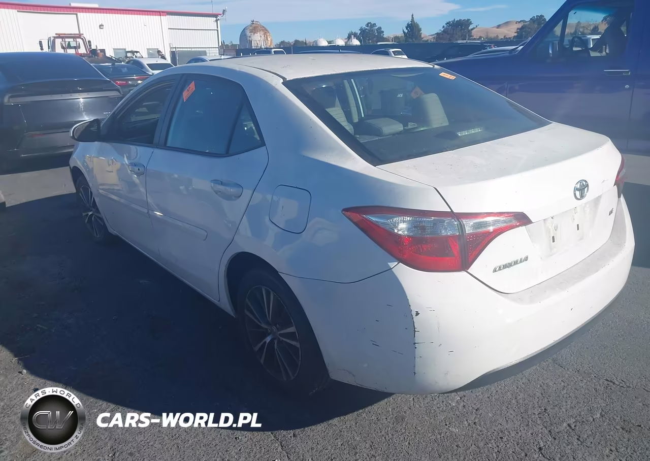 2016 Toyota Corolla Le Plus VIN:5YFBURHE4GP438974 - 3