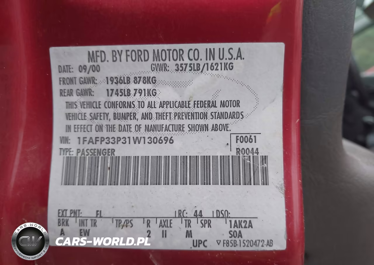 2001 Ford Focus VIN:1FAFP33P31W130696 - 9
