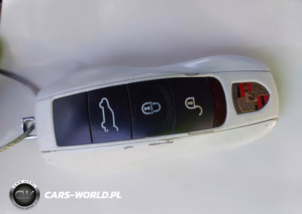 2012 Porsche Cayenne S VIN:WP1AB2A23CLA40438 - 11