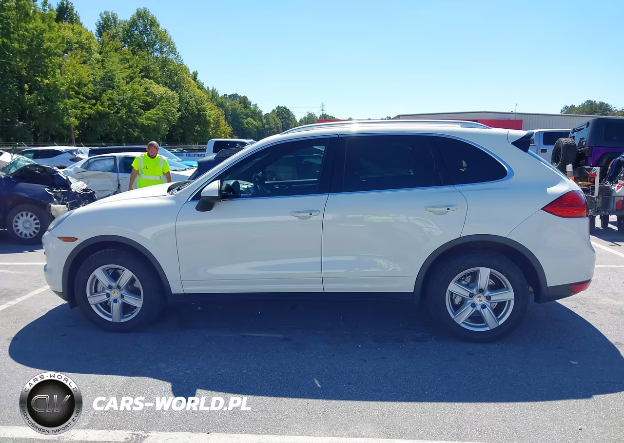 2012 Porsche Cayenne S VIN:WP1AB2A23CLA40438 - 14