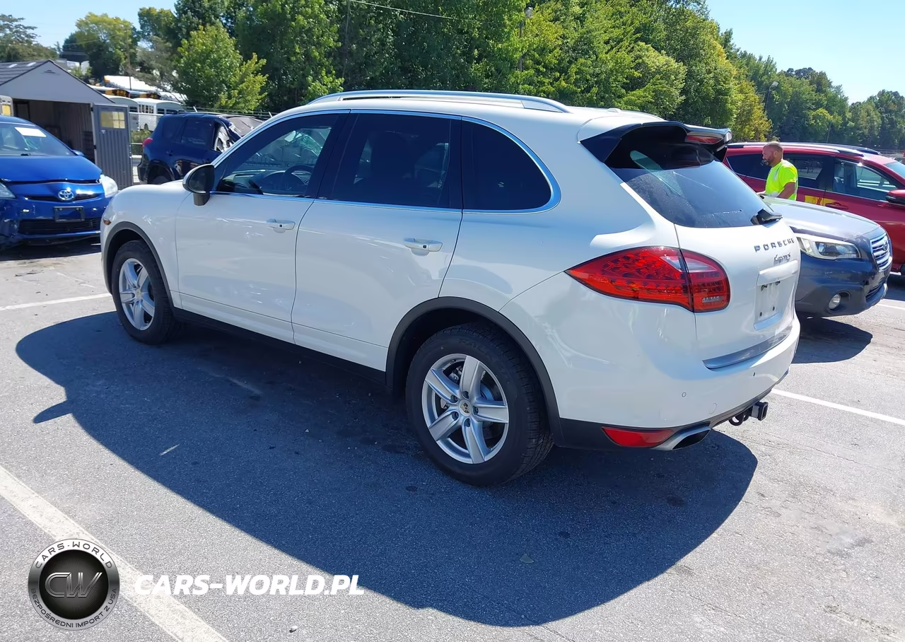 2012 Porsche Cayenne S VIN:WP1AB2A23CLA40438 - 3