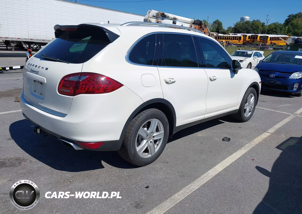 2012 Porsche Cayenne S VIN:WP1AB2A23CLA40438 - 4