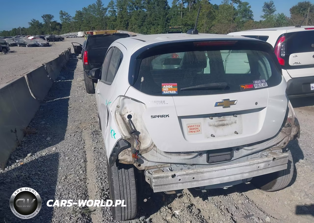 2021 Chevrolet Spark Ls VIN:KL8CB6SA0MC226567 - 3