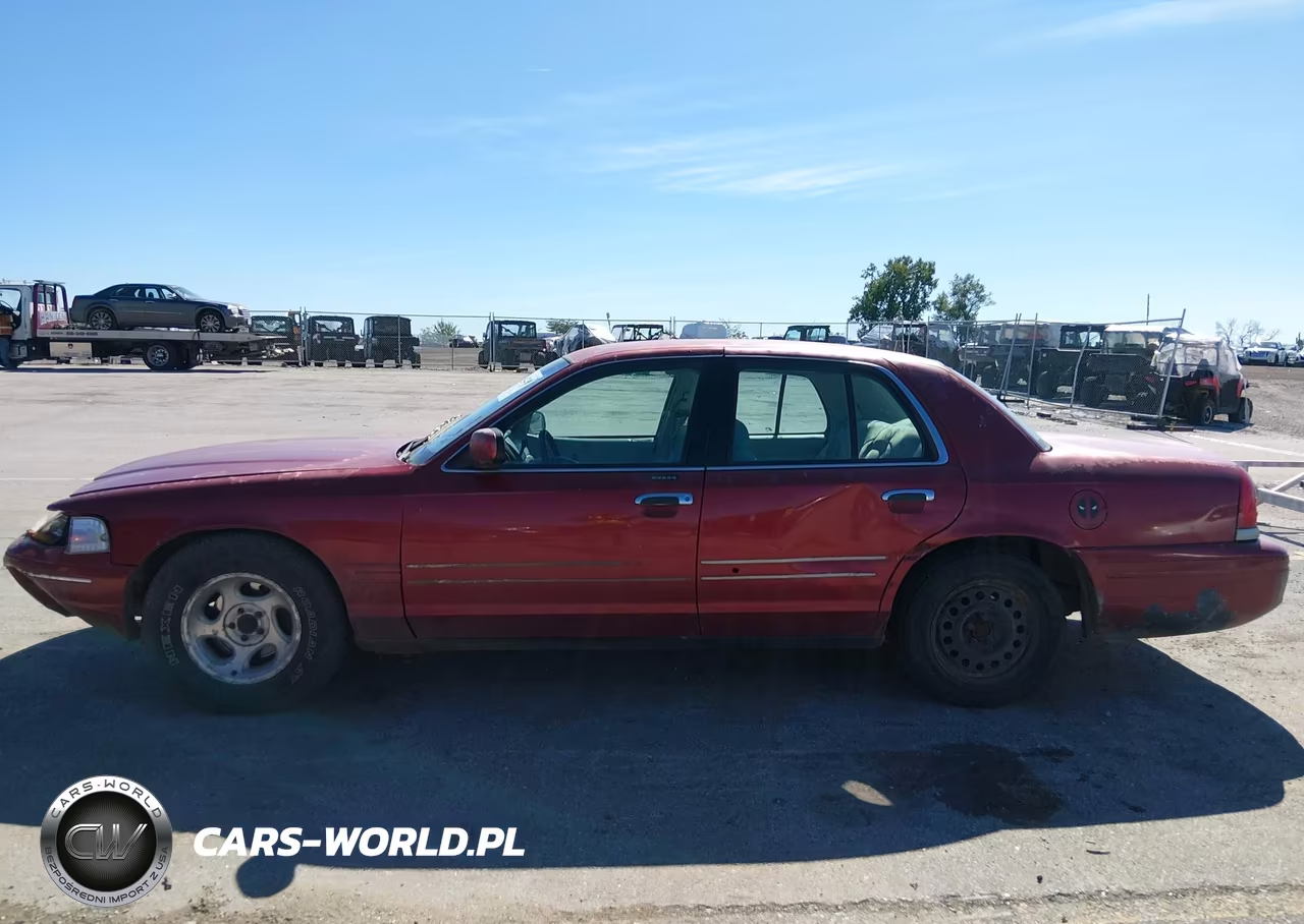 1999 Ford Crown Victoria Lx VIN:2FAFP74W8XX179984 - 15