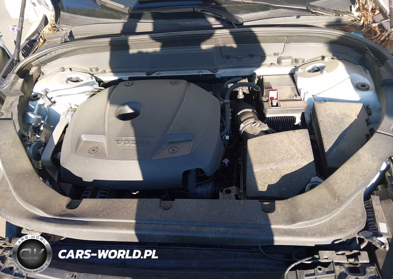 2018 Volvo Xc60 T5 Momentum VIN:LYV102RK7JB101139 - 10