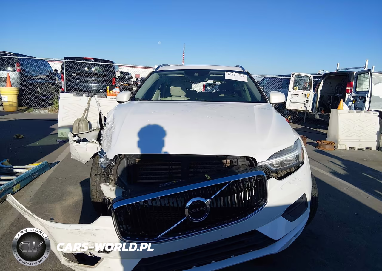 2018 Volvo Xc60 T5 Momentum VIN:LYV102RK7JB101139 - 12