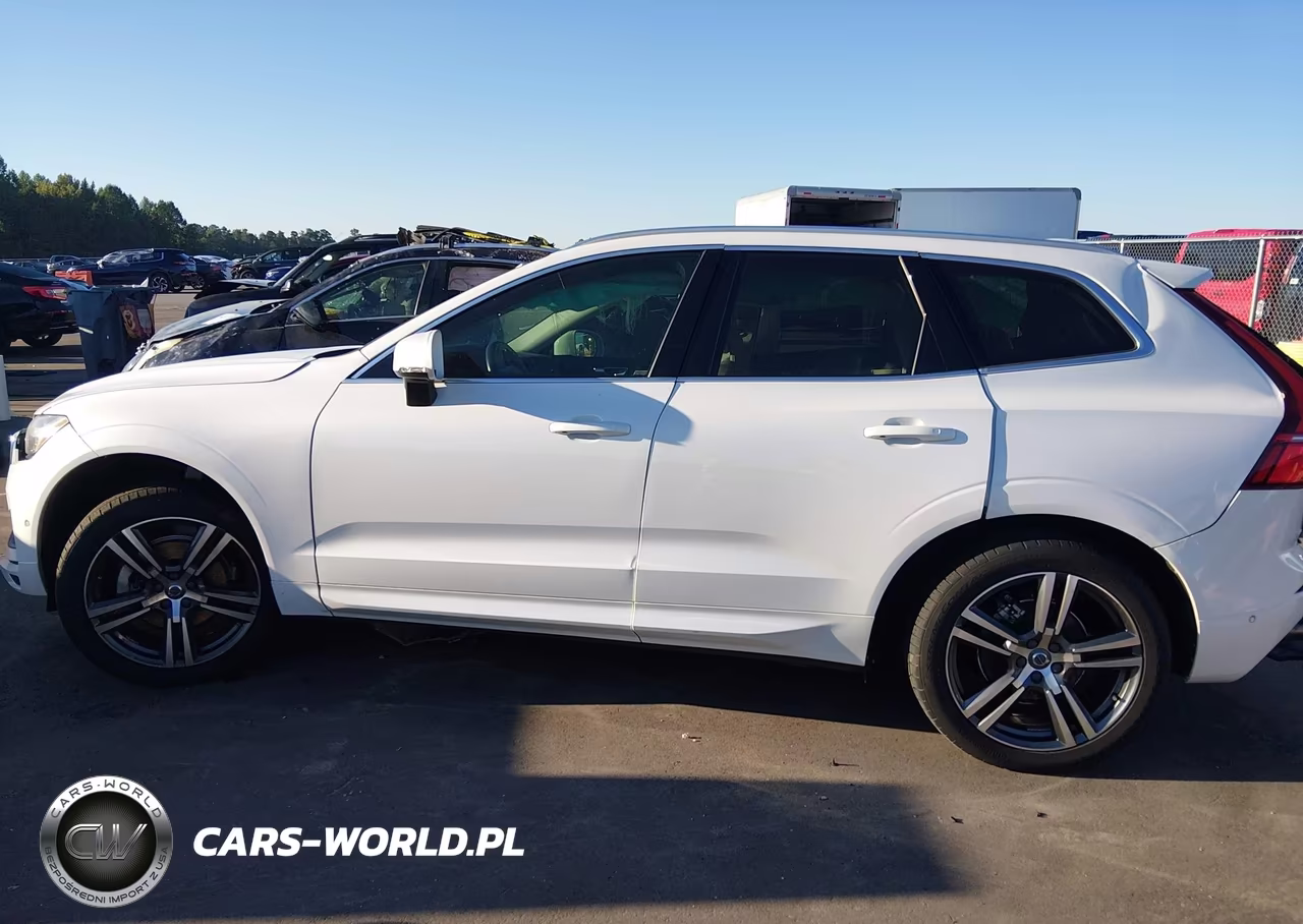 2018 Volvo Xc60 T5 Momentum VIN:LYV102RK7JB101139 - 14