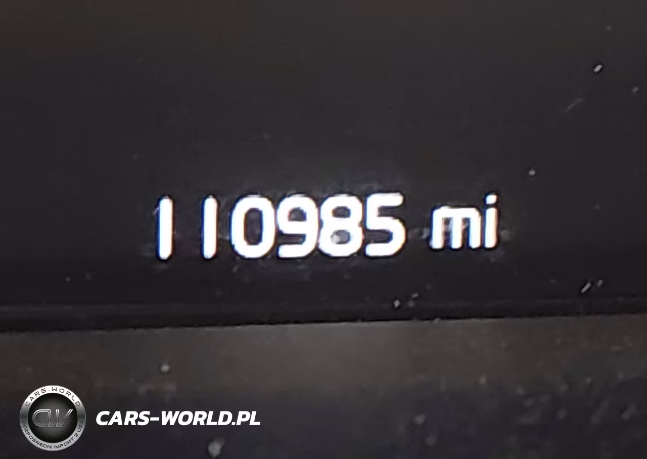 2018 Volvo Xc60 T5 Momentum VIN:LYV102RK7JB101139 - 15
